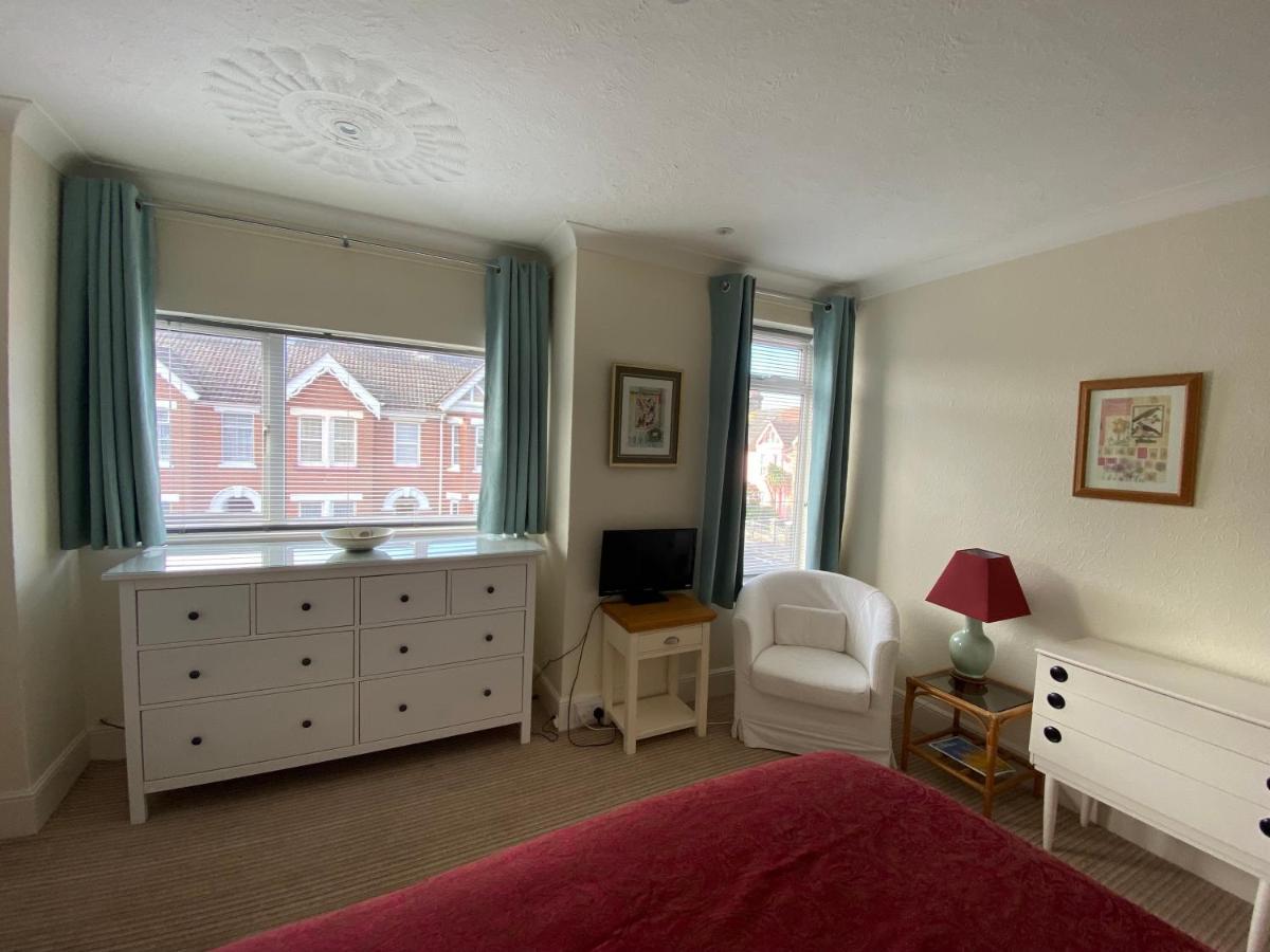 פול 3 Double Bed House 10 Mins From Sandbanks מראה חיצוני תמונה